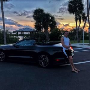 Meet your Posher, Jon